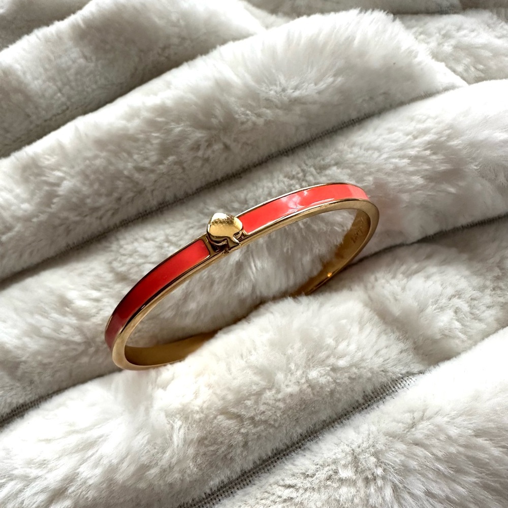 Kate Spade Heritage Spade Thin Enamel Bangle